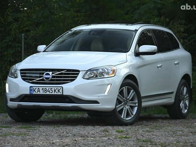 Белый Вольво ХС60, объемом двигателя 2 л и пробегом 139 тыс. км за 18999 $, фото 8 на Automoto.ua