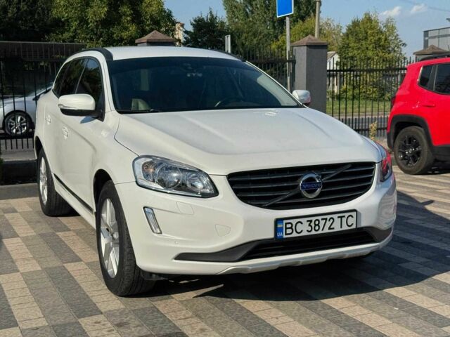 Білий Вольво ХС60, об'ємом двигуна 2 л та пробігом 180 тис. км за 14999 $, фото 1 на Automoto.ua