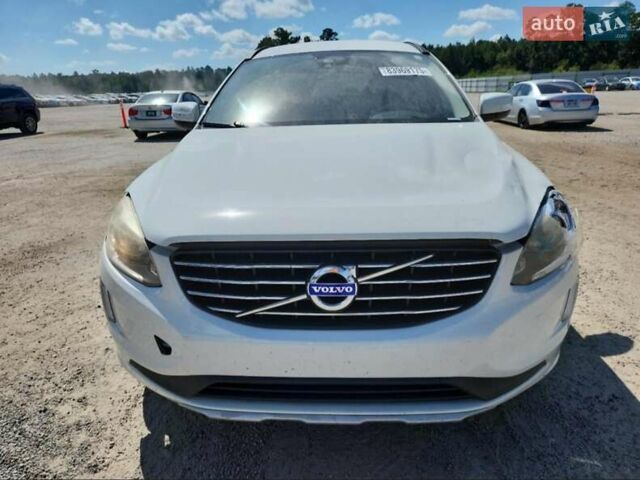 Белый Вольво ХС60, объемом двигателя 2 л и пробегом 198 тыс. км за 9500 $, фото 5 на Automoto.ua