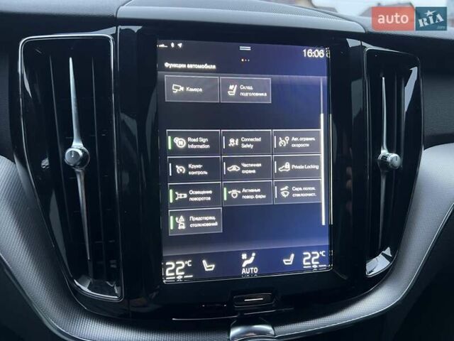 Белый Вольво ХС60, объемом двигателя 2 л и пробегом 330 тыс. км за 25900 $, фото 44 на Automoto.ua