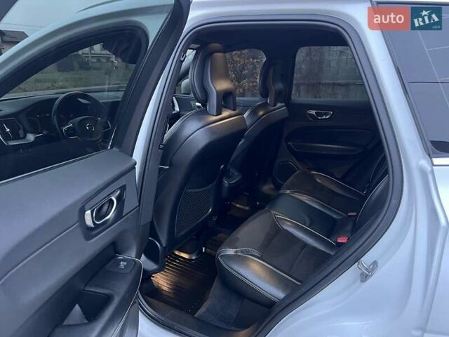 Белый Вольво ХС60, объемом двигателя 2 л и пробегом 330 тыс. км за 25900 $, фото 17 на Automoto.ua