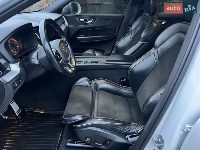 Белый Вольво ХС60, объемом двигателя 2 л и пробегом 330 тыс. км за 25900 $, фото 14 на Automoto.ua