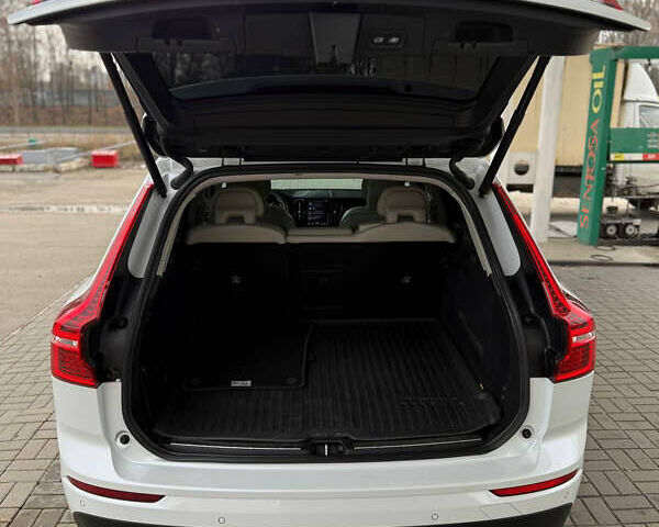 Белый Вольво ХС60, объемом двигателя 1.97 л и пробегом 113 тыс. км за 22199 $, фото 28 на Automoto.ua