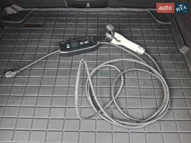 Белый Вольво ХС60, объемом двигателя 1.97 л и пробегом 133 тыс. км за 32000 $, фото 14 на Automoto.ua