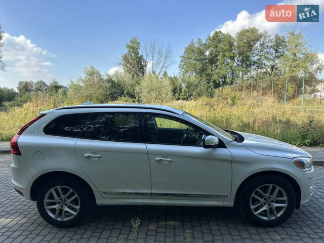 Білий Вольво ХС60, об'ємом двигуна 2 л та пробігом 225 тис. км за 13800 $, фото 5 на Automoto.ua