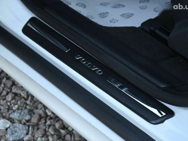 Белый Вольво ХС60, объемом двигателя 2 л и пробегом 139 тыс. км за 18999 $, фото 22 на Automoto.ua
