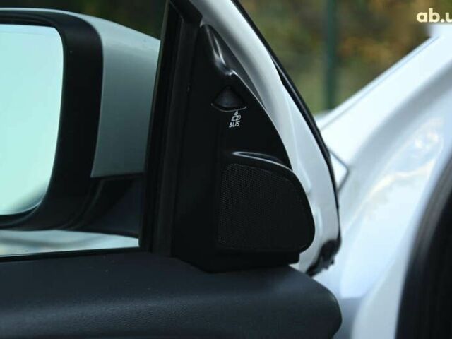 Белый Вольво ХС60, объемом двигателя 2 л и пробегом 139 тыс. км за 18999 $, фото 21 на Automoto.ua