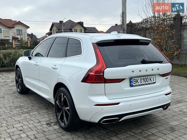 Белый Вольво ХС60, объемом двигателя 2 л и пробегом 330 тыс. км за 25900 $, фото 2 на Automoto.ua