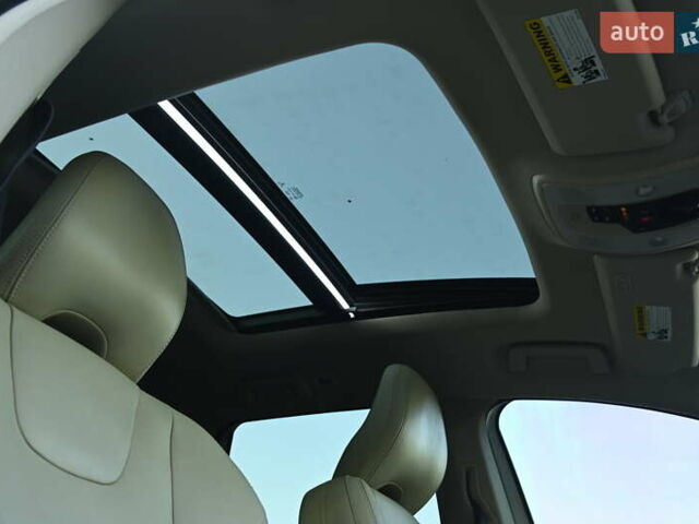 Белый Вольво ХС60, объемом двигателя 1.97 л и пробегом 139 тыс. км за 18600 $, фото 43 на Automoto.ua