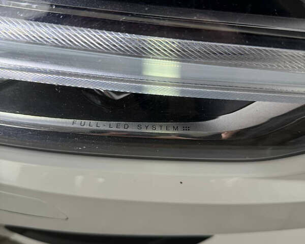 Белый Вольво ХС60, объемом двигателя 1.97 л и пробегом 113 тыс. км за 22199 $, фото 40 на Automoto.ua