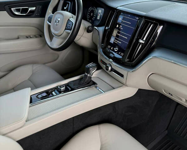 Белый Вольво ХС60, объемом двигателя 1.97 л и пробегом 113 тыс. км за 22199 $, фото 20 на Automoto.ua