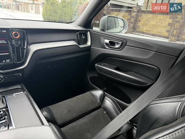 Білий Вольво ХС60, об'ємом двигуна 2 л та пробігом 297 тис. км за 27400 $, фото 69 на Automoto.ua