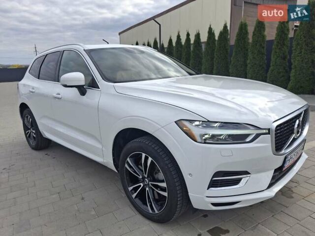Белый Вольво ХС60, объемом двигателя 1.97 л и пробегом 133 тыс. км за 32000 $, фото 3 на Automoto.ua