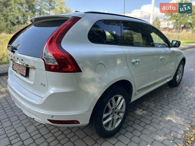 Білий Вольво ХС60, об'ємом двигуна 2 л та пробігом 225 тис. км за 13800 $, фото 9 на Automoto.ua