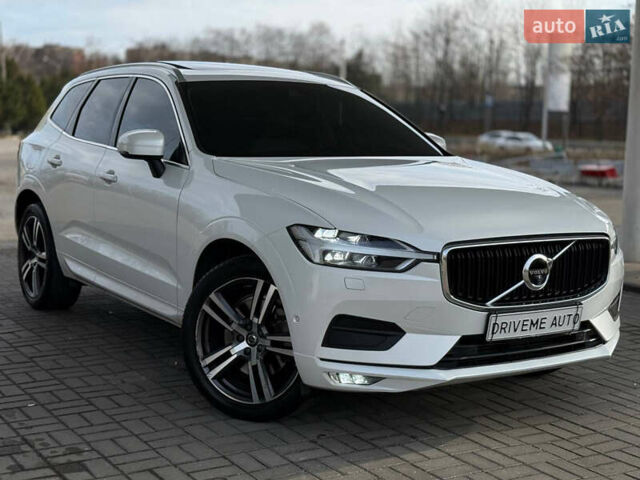 Белый Вольво ХС60, объемом двигателя 1.97 л и пробегом 113 тыс. км за 22199 $, фото 2 на Automoto.ua
