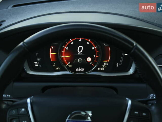 Белый Вольво ХС60, объемом двигателя 1.97 л и пробегом 139 тыс. км за 18600 $, фото 27 на Automoto.ua