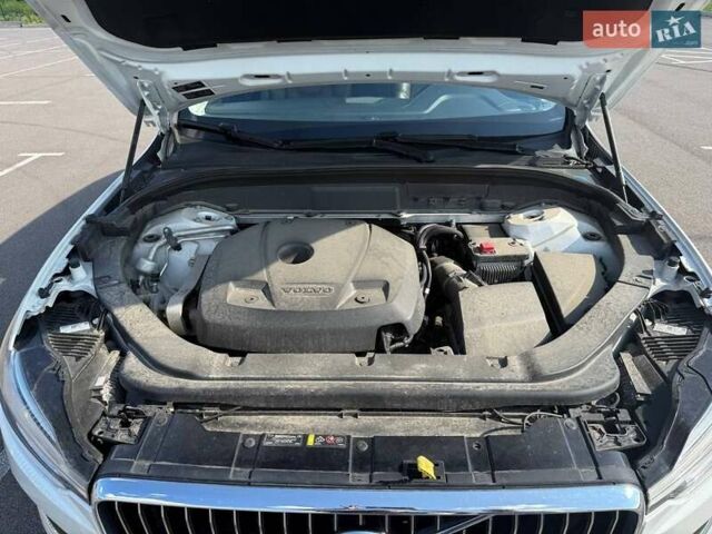 Белый Вольво ХС60, объемом двигателя 2 л и пробегом 136 тыс. км за 22900 $, фото 12 на Automoto.ua