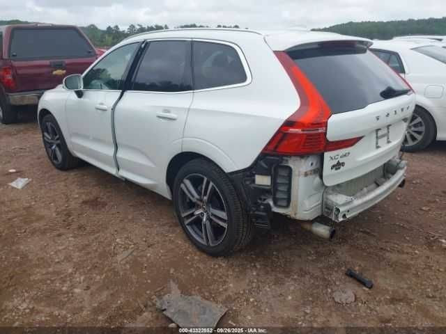 Белый Вольво ХС60, объемом двигателя 2 л и пробегом 72 тыс. км за 7000 $, фото 2 на Automoto.ua