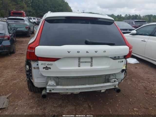 Белый Вольво ХС60, объемом двигателя 2 л и пробегом 72 тыс. км за 7000 $, фото 5 на Automoto.ua