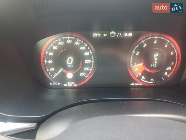 Вольво ХС60 2018 в Житомире на Automoto.ua Белый Вольво ХС60, объемом двигателя 2 л и пробегом 168 тыс. км за 31500 $, фото 13 на Automoto.ua