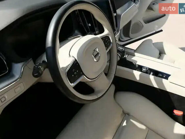 Белый Вольво ХС60, объемом двигателя 1.97 л и пробегом 98 тыс. км за 32900 $, фото 10 на Automoto.ua
