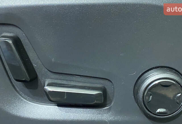 Белый Вольво ХС60, объемом двигателя 1.97 л и пробегом 130 тыс. км за 25950 $, фото 20 на Automoto.ua