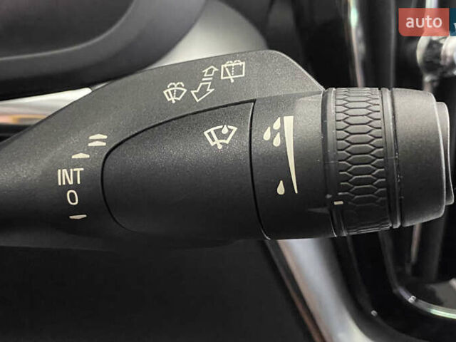 Белый Вольво ХС60, объемом двигателя 1.97 л и пробегом 130 тыс. км за 25950 $, фото 15 на Automoto.ua