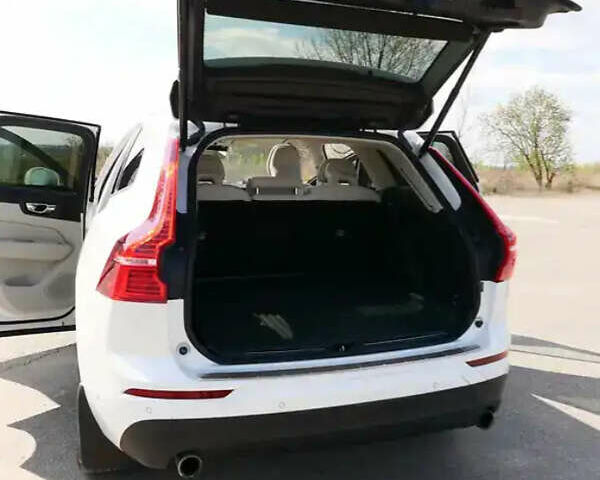 Белый Вольво ХС60, объемом двигателя 1.97 л и пробегом 98 тыс. км за 32900 $, фото 17 на Automoto.ua