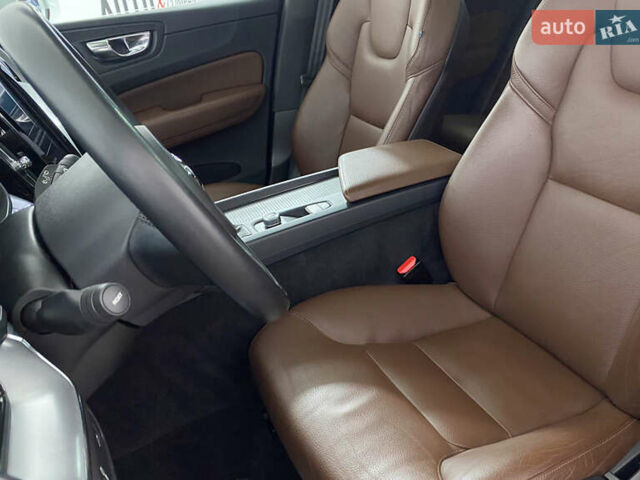 Белый Вольво ХС60, объемом двигателя 1.97 л и пробегом 130 тыс. км за 25950 $, фото 6 на Automoto.ua