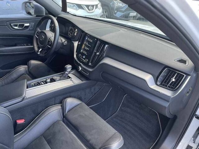 Белый Вольво ХС60, объемом двигателя 2 л и пробегом 122 тыс. км за 22300 $, фото 14 на Automoto.ua