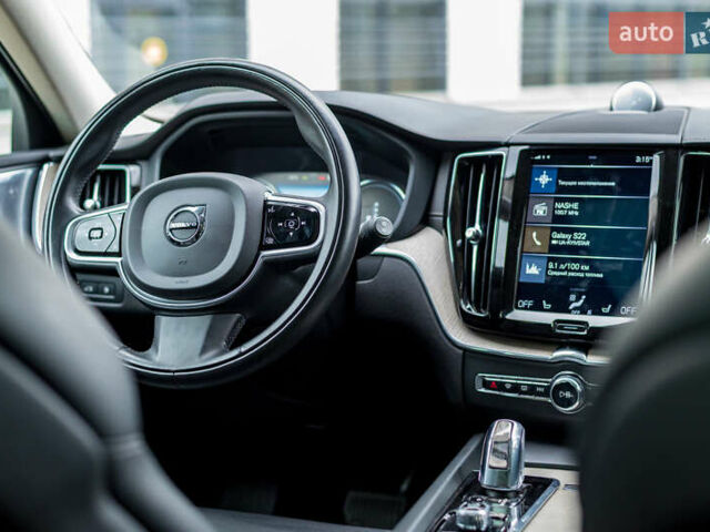 Білий Вольво ХС60, об'ємом двигуна 2 л та пробігом 101 тис. км за 36700 $, фото 36 на Automoto.ua