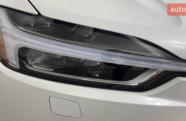 Белый Вольво ХС60, объемом двигателя 1.97 л и пробегом 130 тыс. км за 25950 $, фото 47 на Automoto.ua