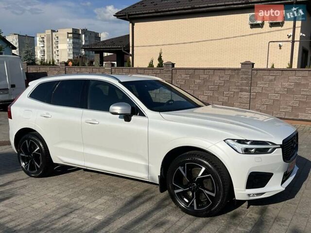 Белый Вольво ХС60, объемом двигателя 2 л и пробегом 320 тыс. км за 25000 $, фото 3 на Automoto.ua