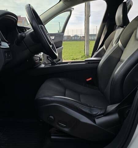 Белый Вольво ХС60, объемом двигателя 1.97 л и пробегом 160 тыс. км за 30900 $, фото 21 на Automoto.ua