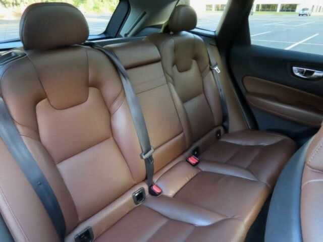 Белый Вольво ХС60, объемом двигателя 2 л и пробегом 48 тыс. км за 14700 $, фото 13 на Automoto.ua