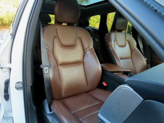 Белый Вольво ХС60, объемом двигателя 2 л и пробегом 36 тыс. км за 18500 $, фото 12 на Automoto.ua