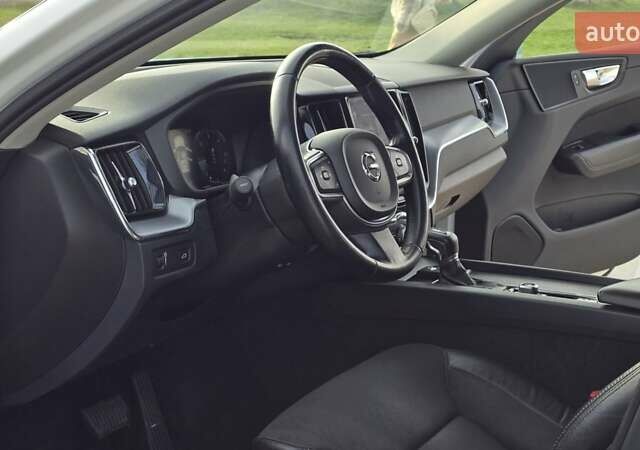 Белый Вольво ХС60, объемом двигателя 1.97 л и пробегом 160 тыс. км за 30900 $, фото 16 на Automoto.ua