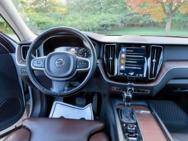 Белый Вольво ХС60, объемом двигателя 2 л и пробегом 36 тыс. км за 18500 $, фото 8 на Automoto.ua