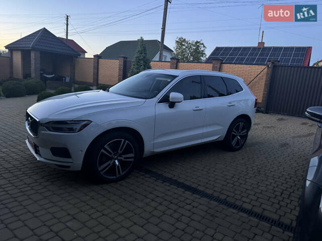 Белый Вольво ХС60, объемом двигателя 2 л и пробегом 207 тыс. км за 21700 $, фото 1 на Automoto.ua