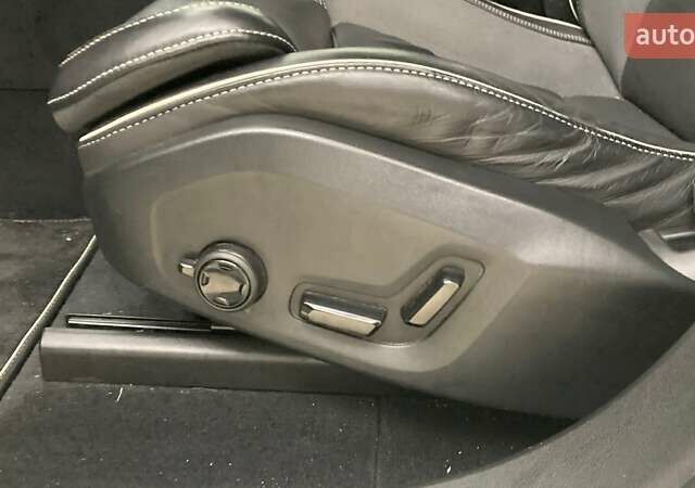 Белый Вольво ХС60, объемом двигателя 1.97 л и пробегом 203 тыс. км за 33750 $, фото 13 на Automoto.ua