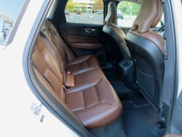 Белый Вольво ХС60, объемом двигателя 2 л и пробегом 36 тыс. км за 18500 $, фото 13 на Automoto.ua