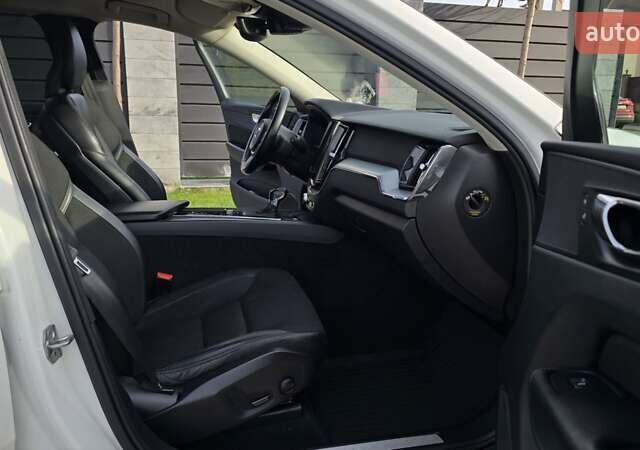 Белый Вольво ХС60, объемом двигателя 1.97 л и пробегом 160 тыс. км за 30900 $, фото 14 на Automoto.ua