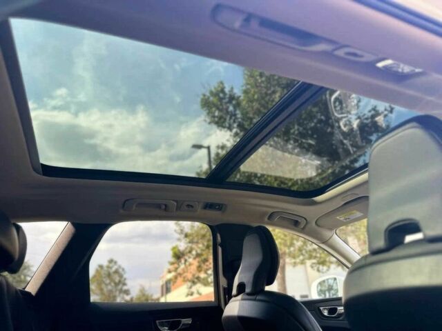 Білий Вольво ХС60, об'ємом двигуна 2 л та пробігом 41 тис. км за 13000 $, фото 14 на Automoto.ua