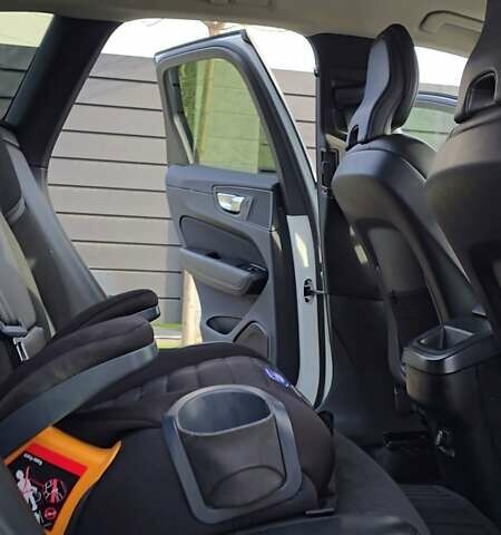 Белый Вольво ХС60, объемом двигателя 1.97 л и пробегом 160 тыс. км за 30900 $, фото 24 на Automoto.ua