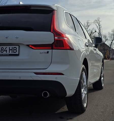 Белый Вольво ХС60, объемом двигателя 1.97 л и пробегом 160 тыс. км за 30900 $, фото 5 на Automoto.ua