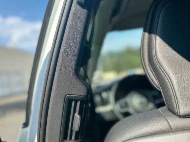 Білий Вольво ХС60, об'ємом двигуна 2 л та пробігом 41 тис. км за 13000 $, фото 16 на Automoto.ua