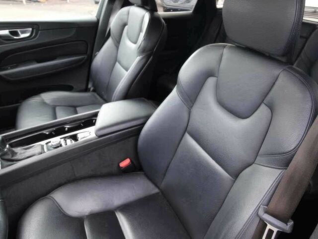 Белый Вольво ХС60, объемом двигателя 2 л и пробегом 41 тыс. км за 21000 $, фото 10 на Automoto.ua