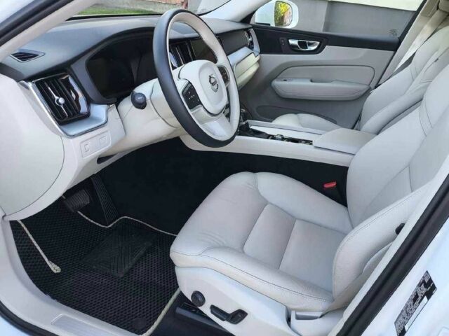 Вольво ХС60 2020 в Киеве на Automoto.ua Белый Вольво ХС60, объемом двигателя 0 л и пробегом 69 тыс. км за 16800 $, фото 7 на Automoto.ua