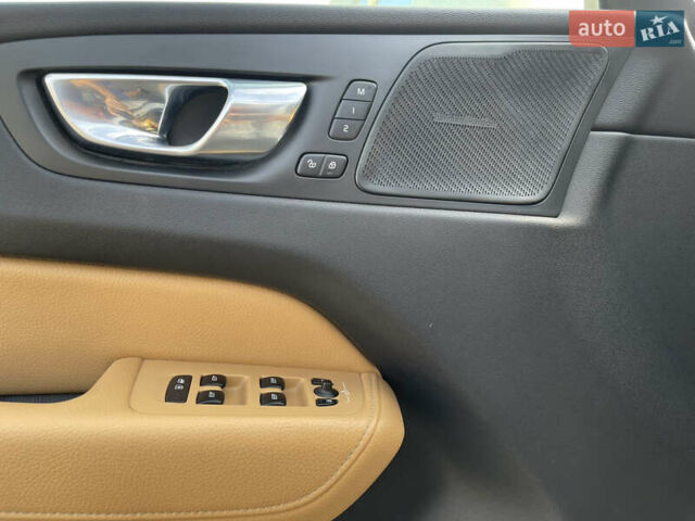 Белый Вольво ХС60, объемом двигателя 1.97 л и пробегом 42 тыс. км за 44500 $, фото 29 на Automoto.ua