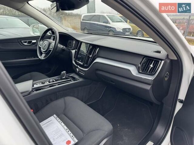 Білий Вольво ХС60, об'ємом двигуна 0 л та пробігом 101 тис. км за 31422 $, фото 11 на Automoto.ua